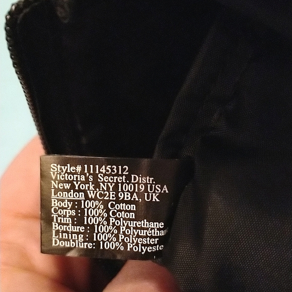 BNWOT Victoria's Secret Black With Sequins Tote & Wristlet Set - Picture 16 of 17